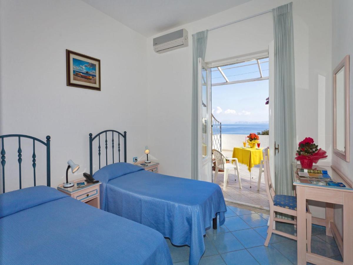 Hotel Villa D'Orta Ischia Chambre photo